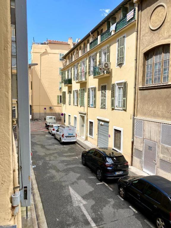 Petit Duplex Centre Proche 3 Min A Pieds Nice